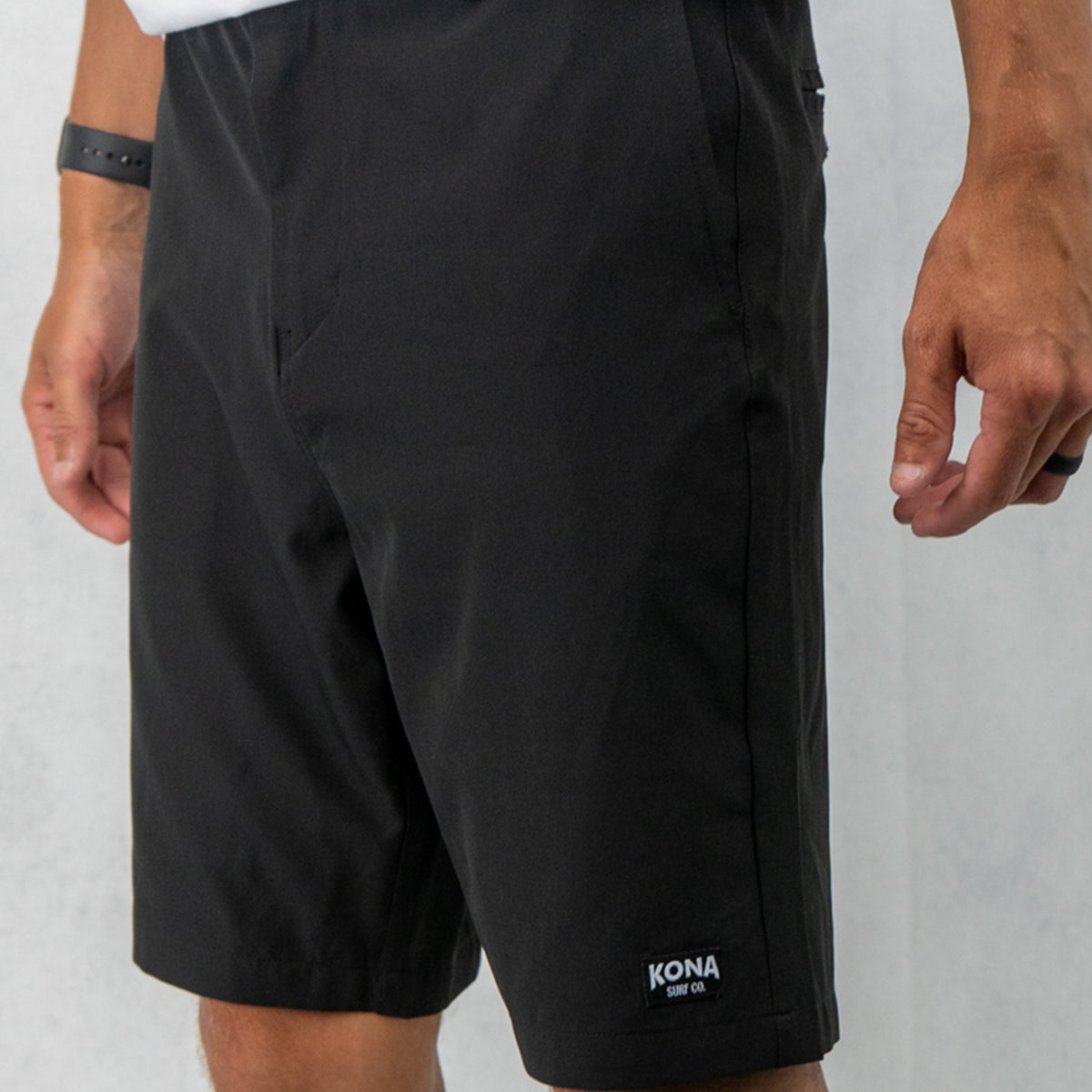 Day by Day 18in Mens Hybrid Shorts - Black