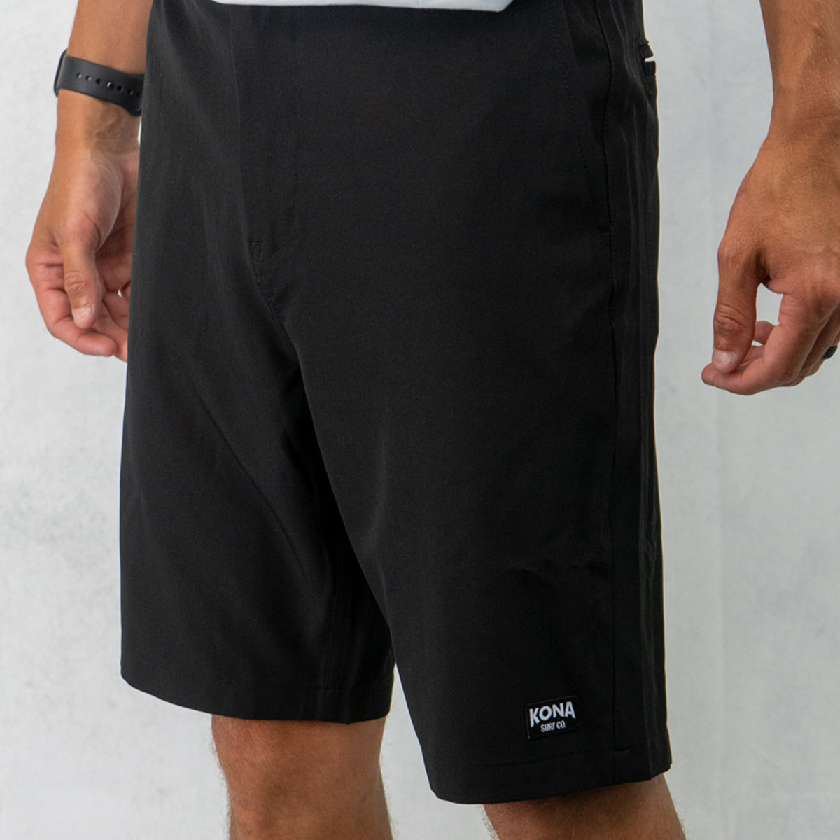 Day by Day 20in Mens Hybrid Shorts - Black
