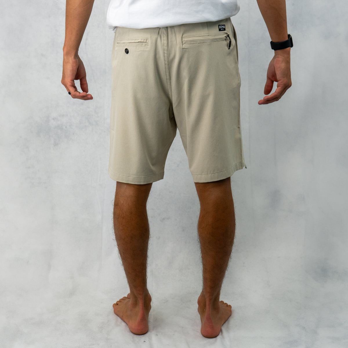 Day by Day 20in Mens Hybrid Shorts - Tan