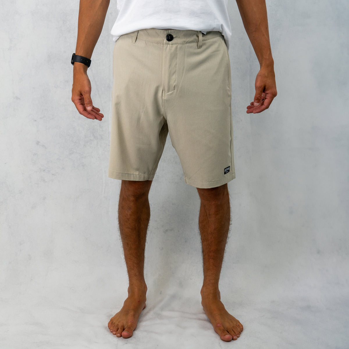 Day by Day 20in Mens Hybrid Shorts - Tan