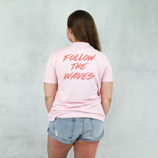 Follow the Waves Brush Womens T-Shirt - Light Pink