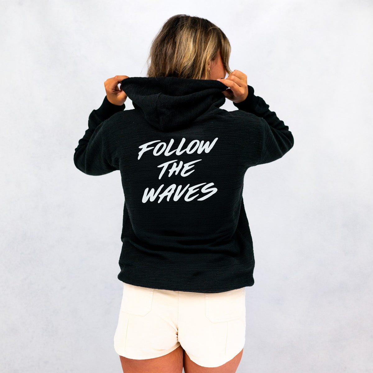 Follow the Waves Brush Womens Baja Pullover Hoodie - Black